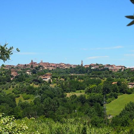 Nell'Antica Torre Di Fronte A Siena Apartamento Exterior foto