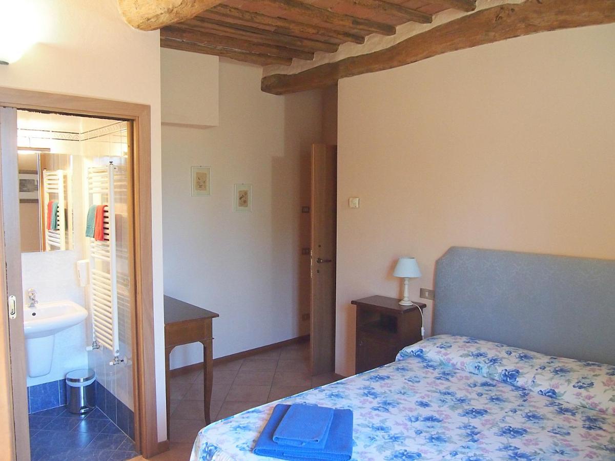 Nell'Antica Torre Di Fronte A Siena Apartamento Exterior foto